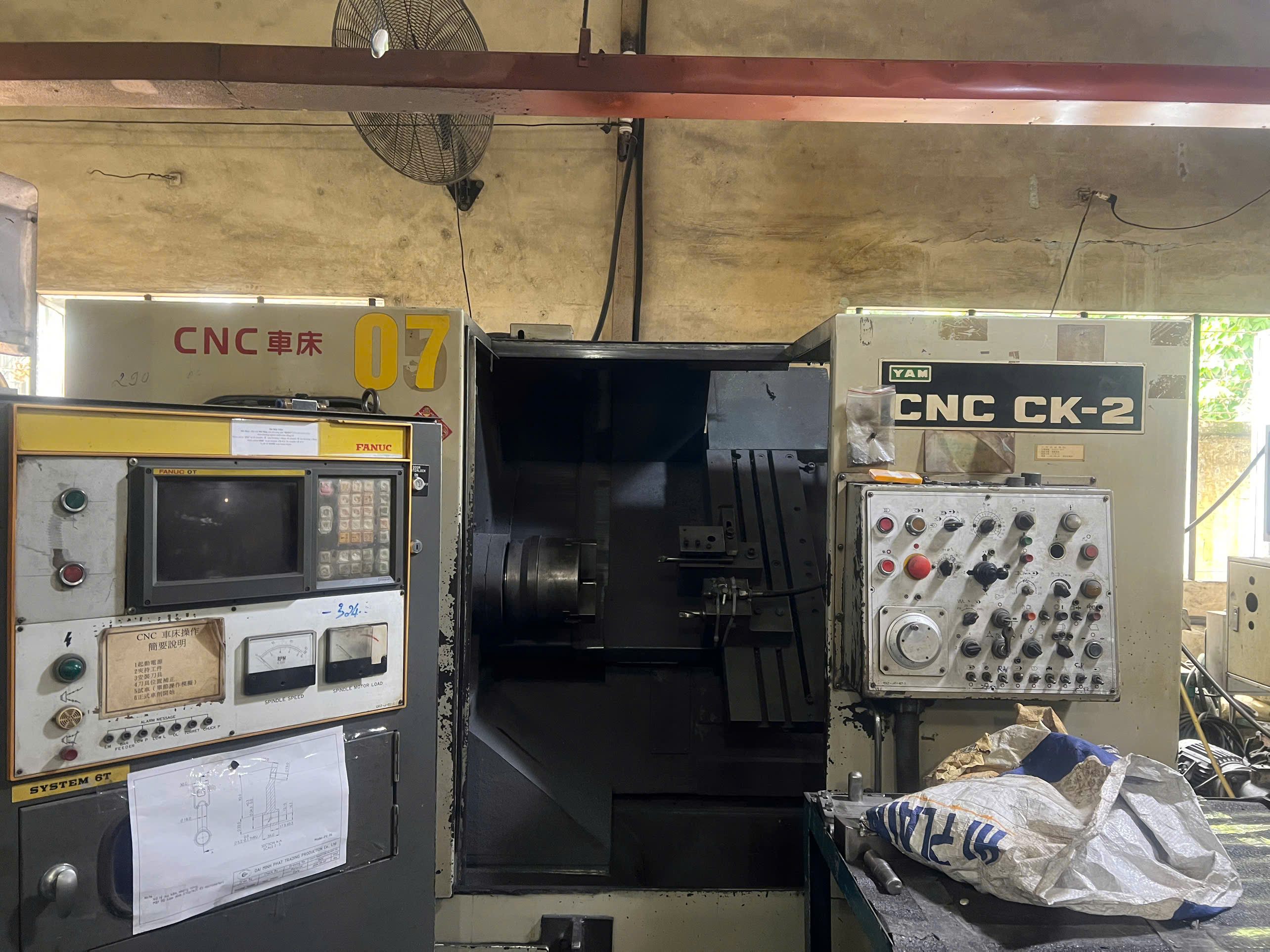 CNC Lathe machine